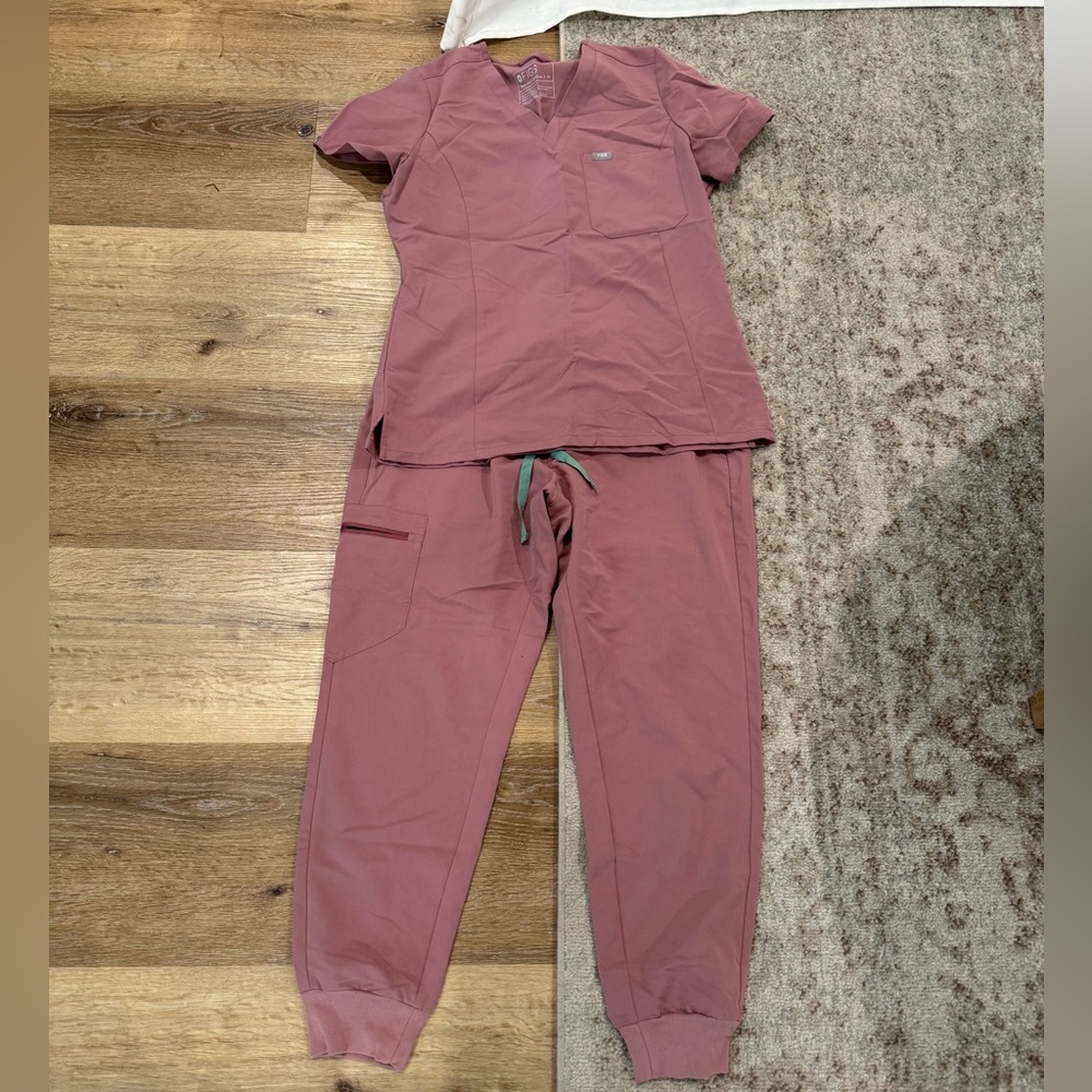 Figs mineral mauve set